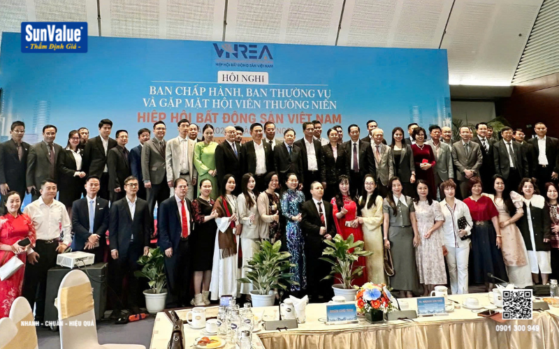 Đông Dương SunValue nhận bằng khen của Hiệp hội Bất động sản Việt Nam